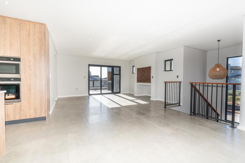 3 Bedroom Property for Sale in Country Club Western Cape